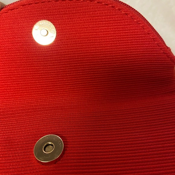 New Giorgio Armani Beaute red snap zippered wristlet - Picture 3 of 10